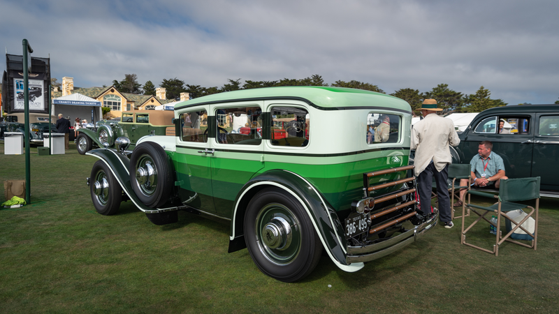 Illustration for article titled How to Do America's Most Extravagant Car Festival for Free